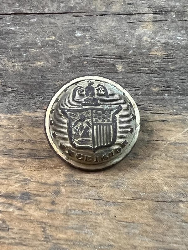 DUG CIVIL WAR OFFICERS NEW YORK STATE SEAL COAT BUTTON
