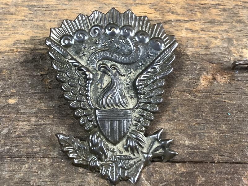 DUG JEFF DAVIS HARDEE HAT INSIGNIA CIVIL WAR RELIC