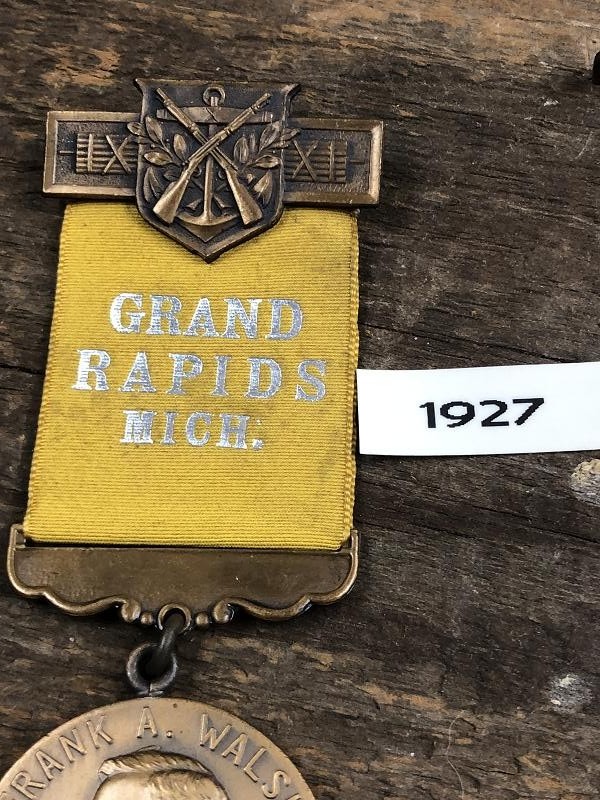 CIVIL WAR GAR 61ST NATIONAL ENCAMPMENT 1927 MICHIGAN BADGE MEDAL