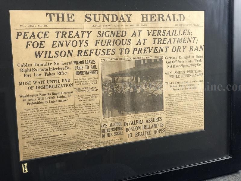 SUNDAY HERALD PEACE TREATY SIGNED AT VERSAILLES NEWSPAPER JUNE 29, 1919 FRAMED