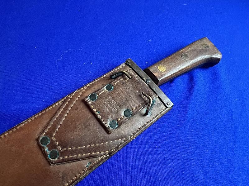 EXCELLENT WW2 USMC MEDIAL CORPS BOLO KNIFE + SCABBARD DATED 1944