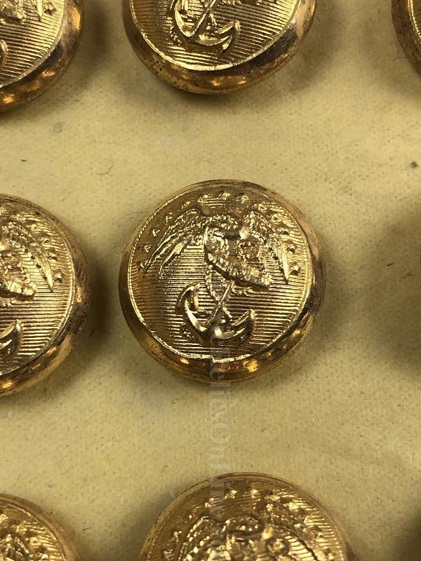 US Marine Corps USMC Buttons by Horstmann 17mm Size on Original Card