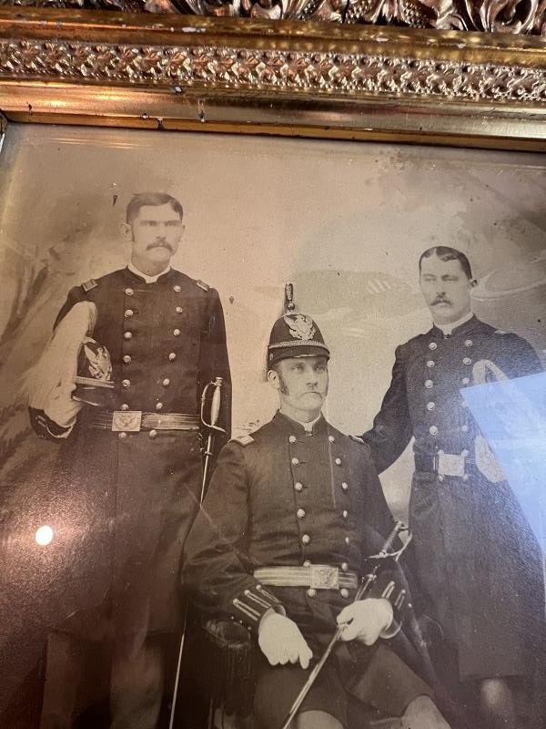 RARE IMAGE THREE US INDIAN WAR OFFICERS WEARING M1881 PITH HELMETS LARGE ALBUMEN PHOTOGRAPH FRAMED