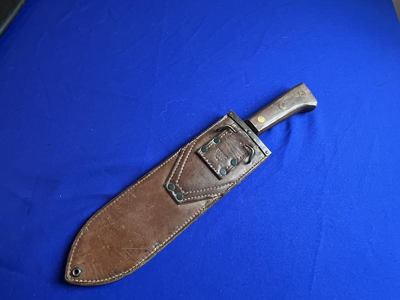 EXCELLENT WW2 USMC MEDIAL CORPS BOLO KNIFE + SCABBARD DATED 1944