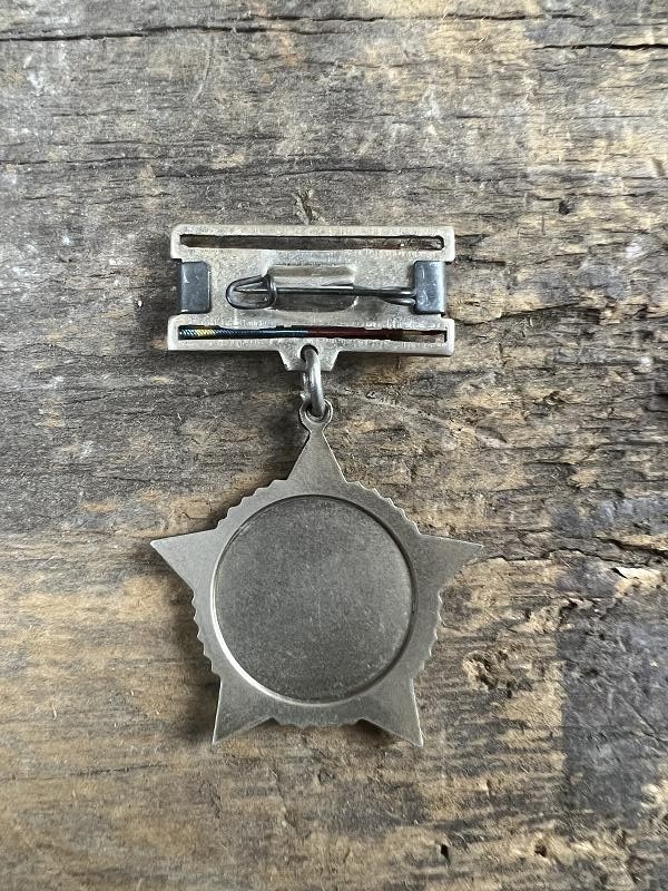 VIETNAM WAR MILITARY VC QUYET THANG MEDAL 1ST CLASS