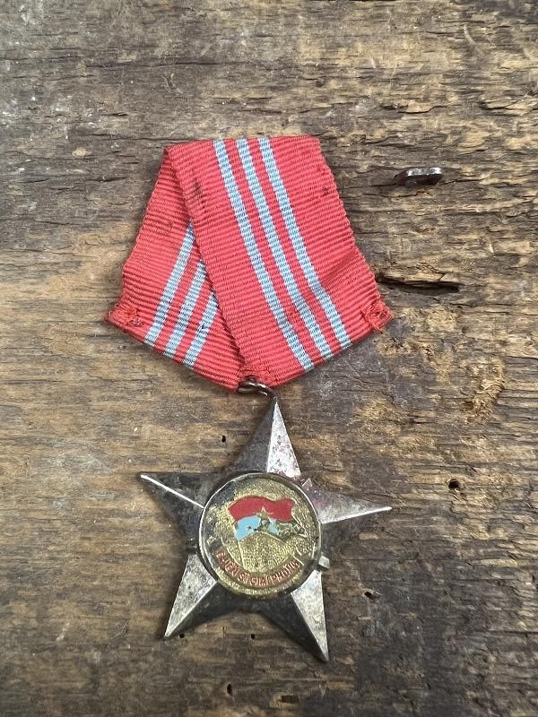 Viet Cong NLF North Vietnamese Army Medal Award CHIEN SI GIAI PHONG 1st Class