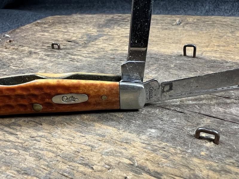 CASE XX USA 64052 Congress Bone Pocket Knife