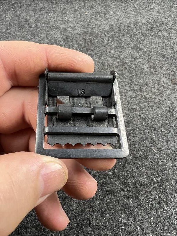 WWII US MARKED BUCKLE AS WORN IN COMBAT