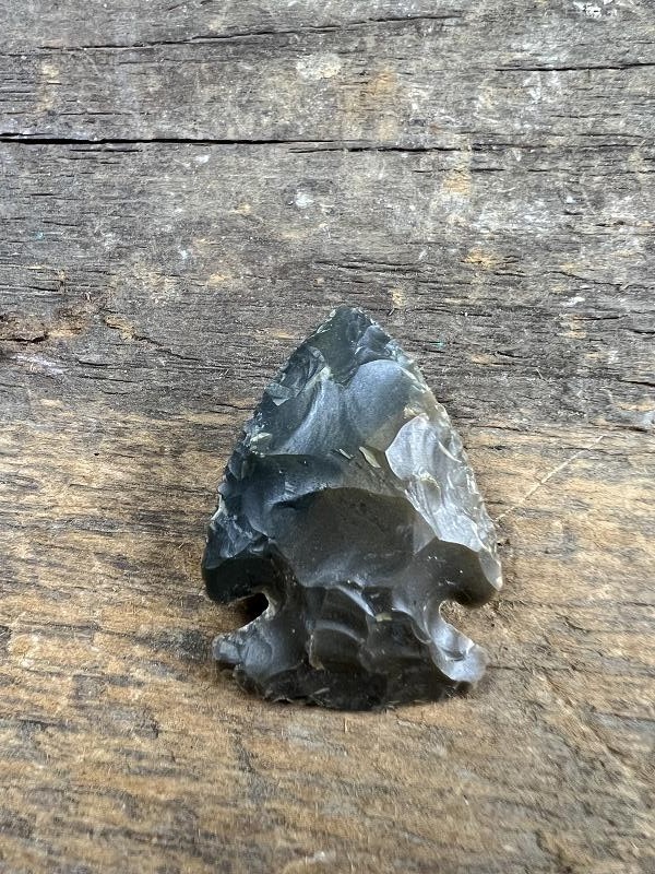 NATIVE AMERICAN INDIAN ARROWHEAD