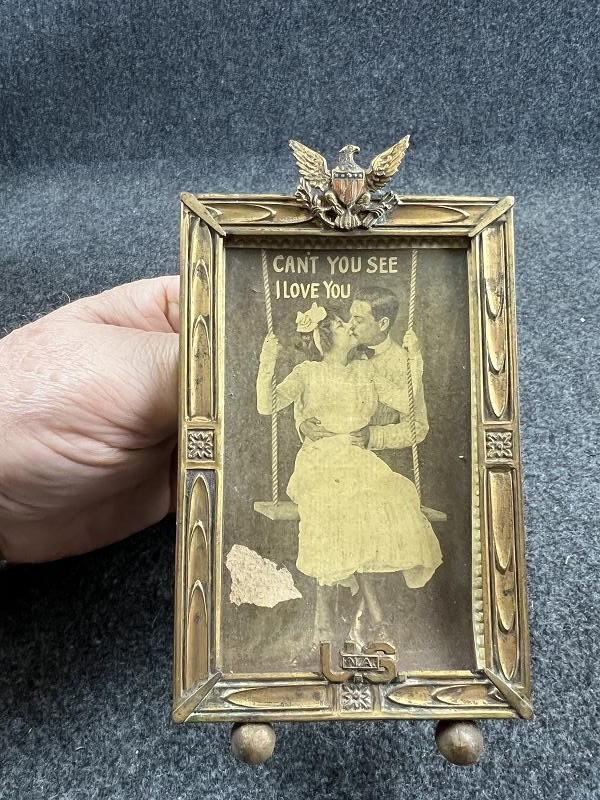 WWI US SWEETHEART EAGLE PICTURE FRAME WITH PHOTO