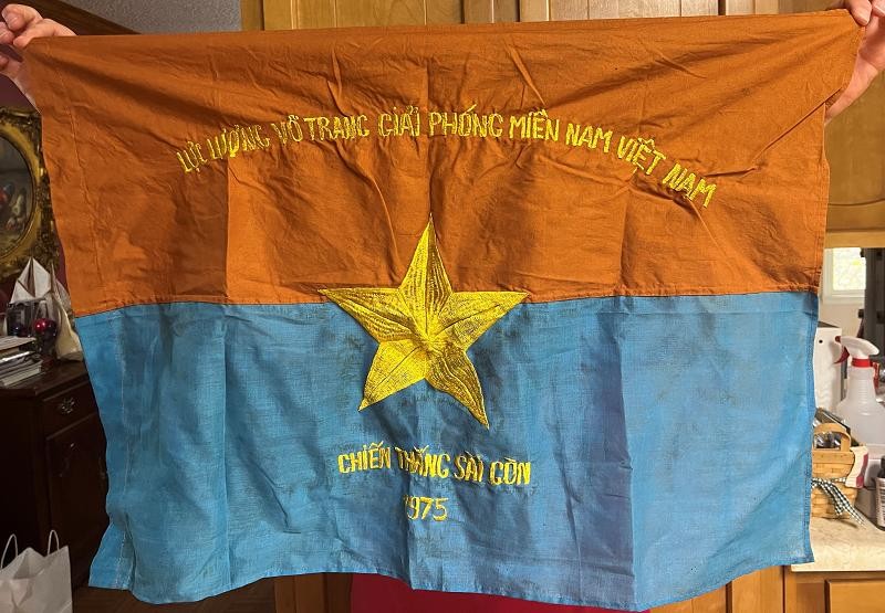 North Viet Cong Vietnam War National Liberation Front Battle Flag Chien Thang 1975