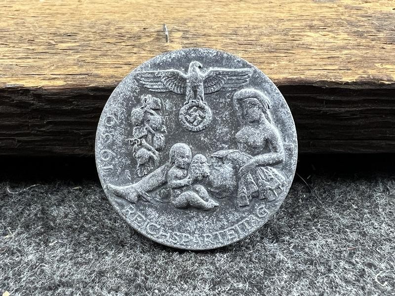 WWII GERMAN 1939 REICHSPARTEITAG TINNIE PIN