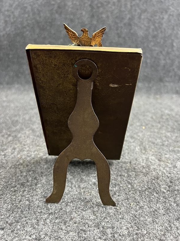 WWI US SWEETHEART EAGLE PICTURE FRAME WITH PHOTO