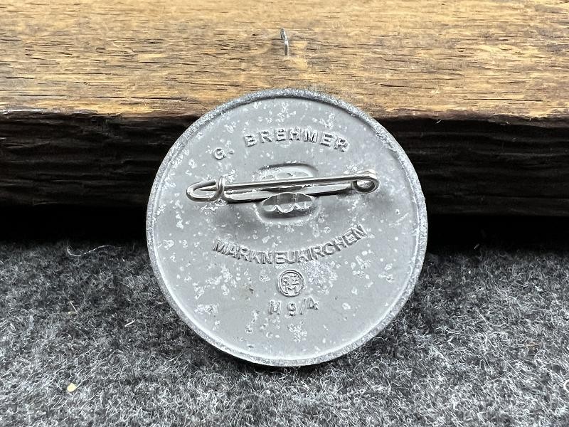 WWII GERMAN 1939 REICHSPARTEITAG TINNIE PIN