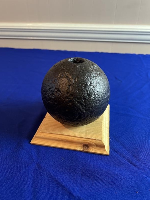 RARE REVOLUTIONARY WAR 12LB ARTILLERY SHELL CANNONBALL