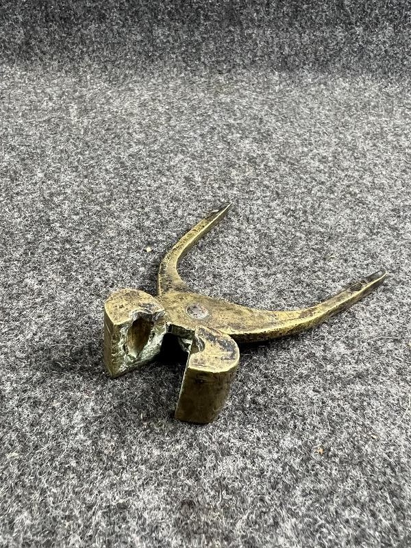 Antique Civil War Era 35 Caliber Bullet Mold