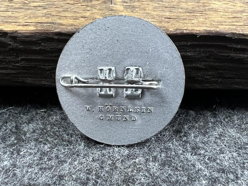 WWII GERMAN 1938 1MAI TINNIE PIN
