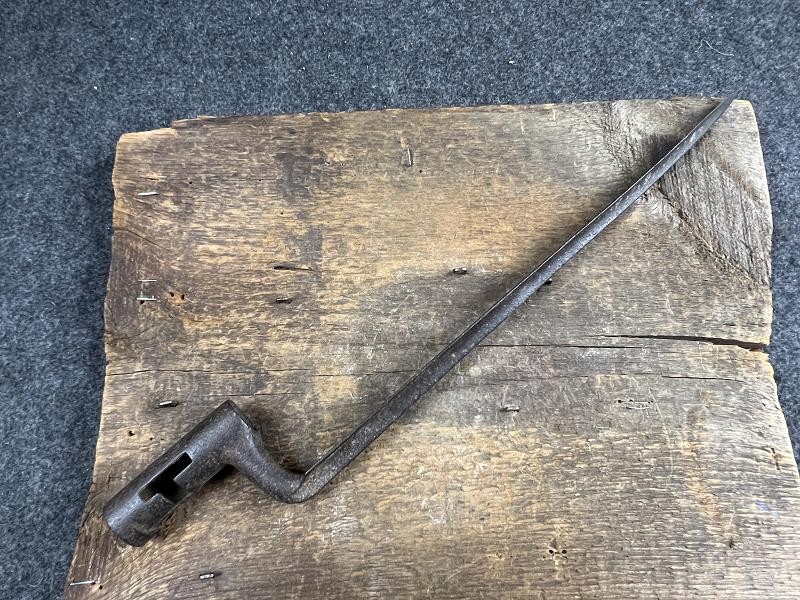 US MODEL 1816 SOCKET BAYONET MARKED US EH