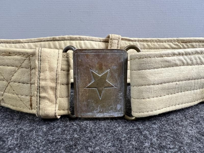 VC North Vietnamese Army Early Khaki Canvas Belt with Brass Star Buckle