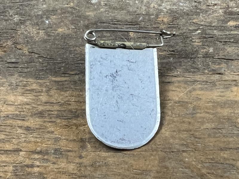 WWII German Gun Tinnie Pin