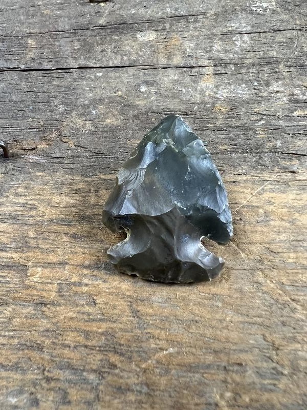 NATIVE AMERICAN INDIAN ARROWHEAD