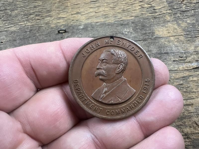 CIVIL WAR VETERAN GAR JOHN M SNYDER 1915 DEPARTMENT COMMANDER MEDAL