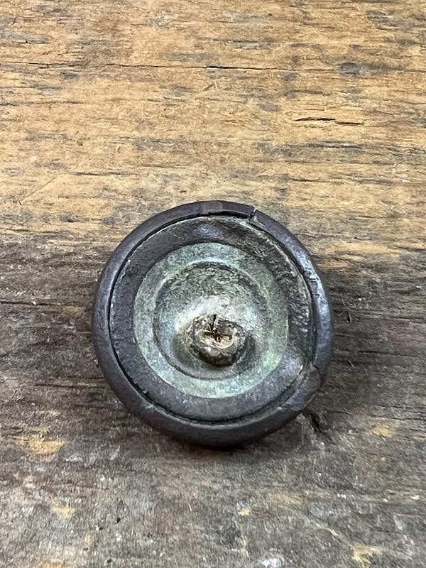 DUG CONFEDERATE GEORGIA COAT BUTTON WITH BLANK CHANNEL BM