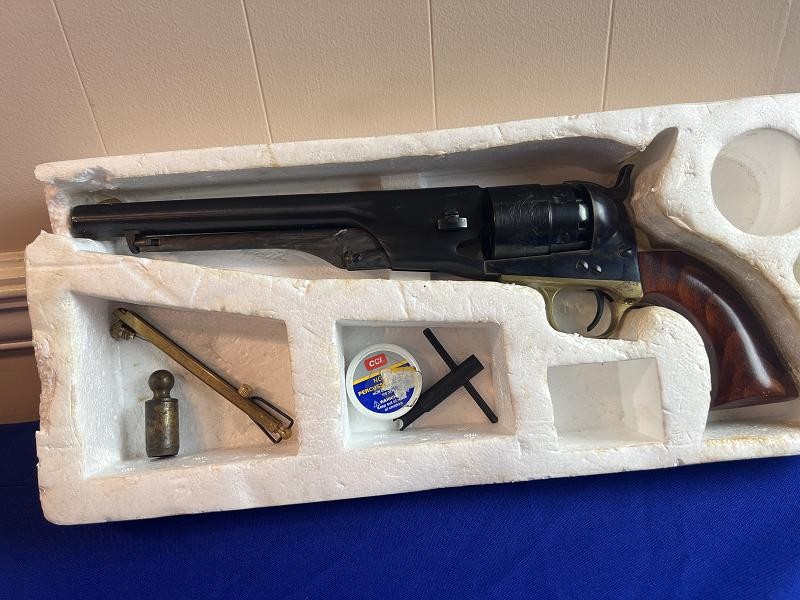 Gardone Italian Reproduction of a Colt Army 44 caliber Revolver in box with accessories