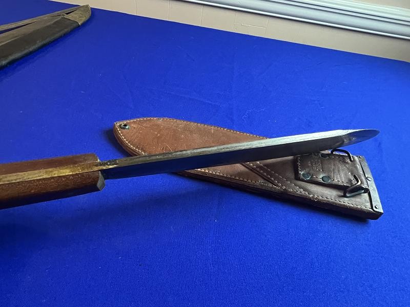 EXCELLENT WW2 USMC MEDIAL CORPS BOLO KNIFE + SCABBARD DATED 1944