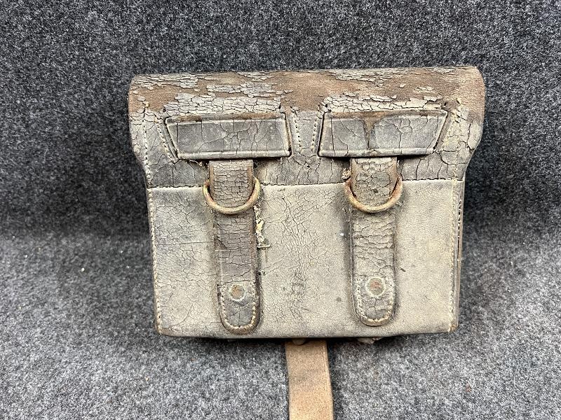 Civil War Model 1858 U S Cartridge Box, with U.S. Boxplate