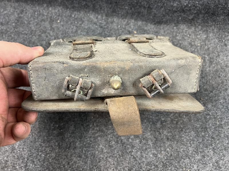 Civil War Model 1858 U S Cartridge Box, with U.S. Boxplate