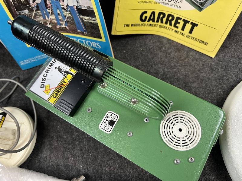 Garrett Electronis ADS VLF/TR Deepseeker Metal Detector- Very Nice Shape