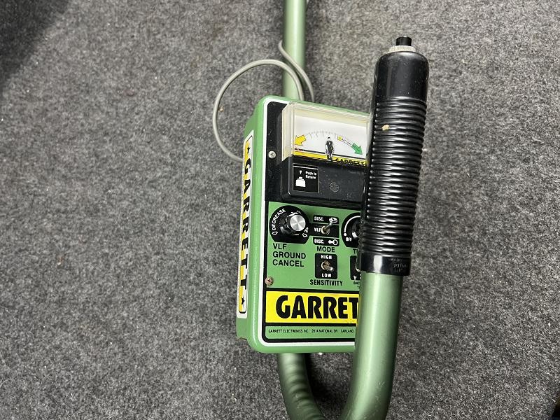 Vitage Garrett Electronics American Hunter Metal Detector- Very Nice Shape