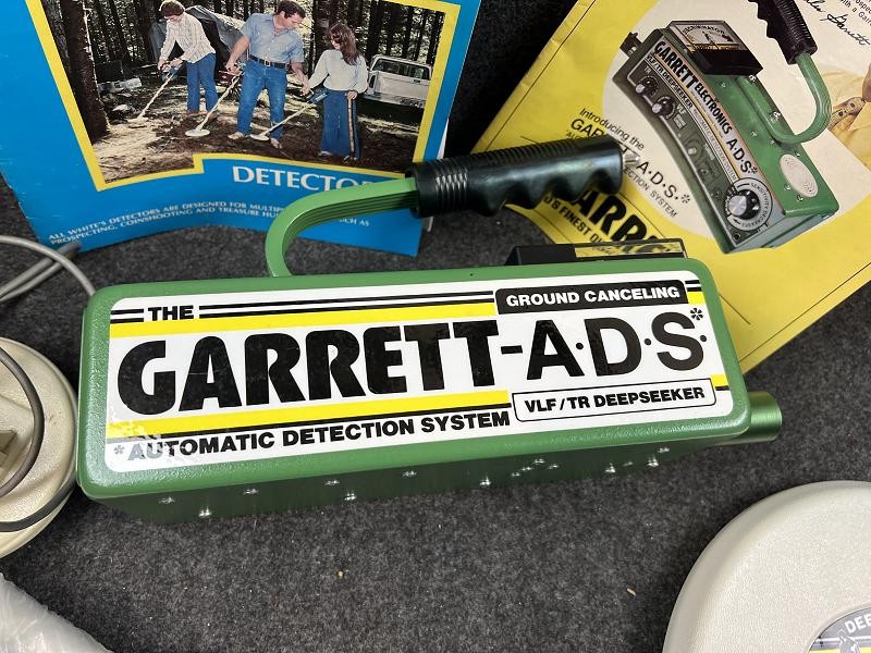 Garrett Electronis ADS VLF/TR Deepseeker Metal Detector- Very Nice Shape