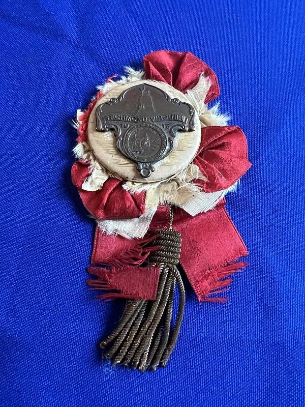 1915 UNITED CONFEDERATE VETERAN BADGE FOR RICHMOND REUNION