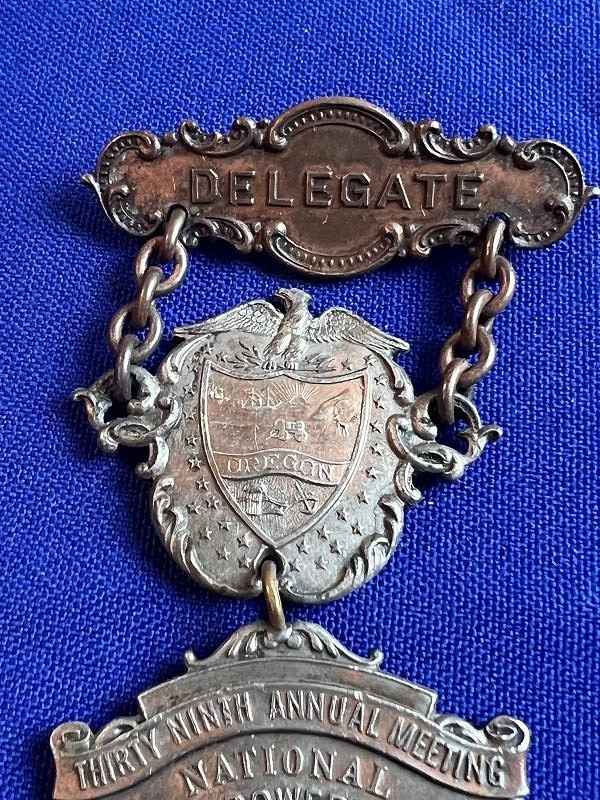 1904 NATIONAL WOOL GROWERS ASSN 39TH ANNUAL MEETING PORTLAND OREGON MEDAL BADGE
