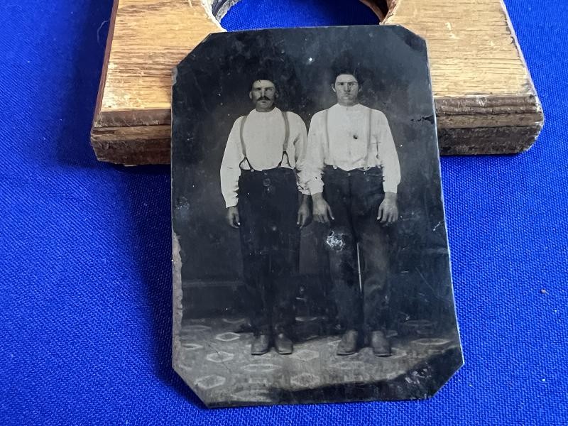 6th PLATE TINTYPE IMAGE PHOTO OF TWO YOUNG MEN WORKERS