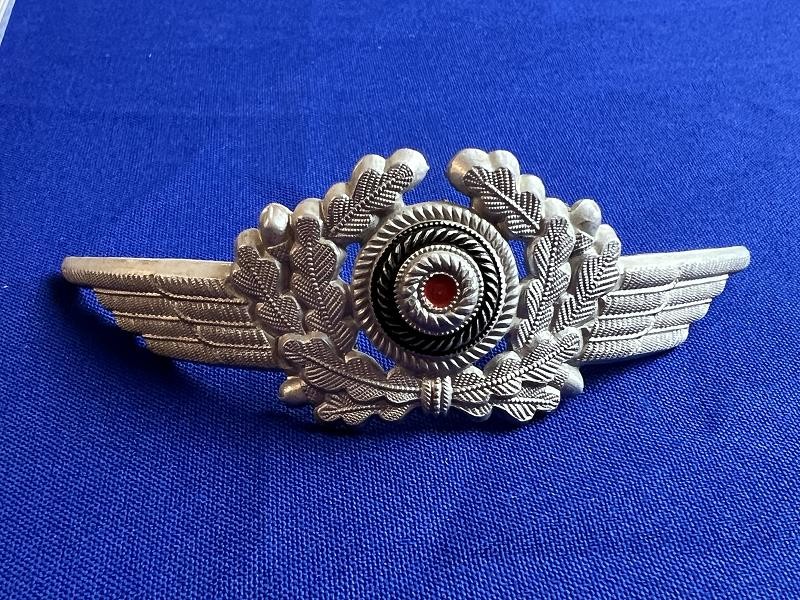LUFTWAFFE – WWII – VISOR CAP WINGED WREATH & COCKADE