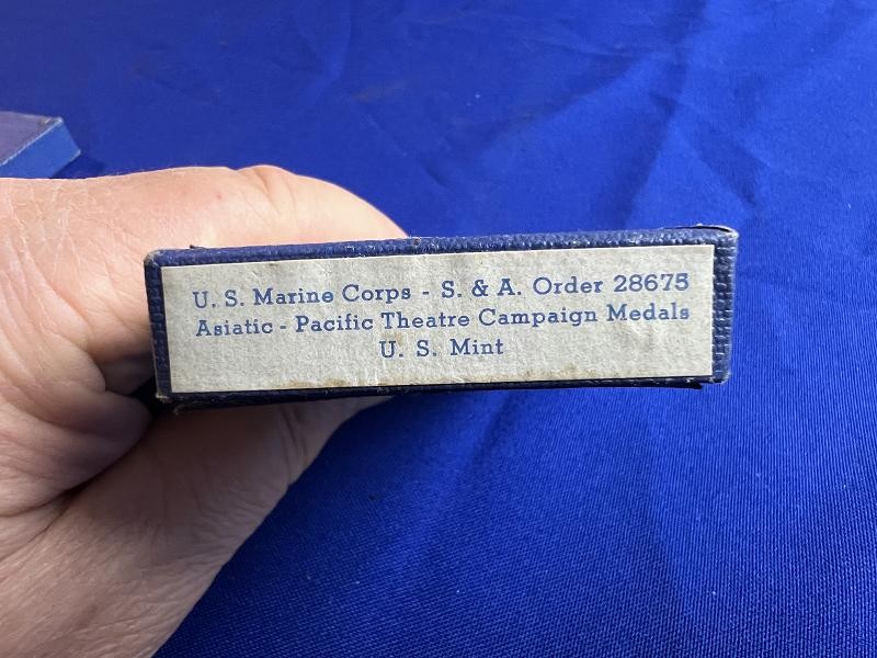 WW2 USMC ASIATIC PACIFIC SERVICE MEDAL IN BOX