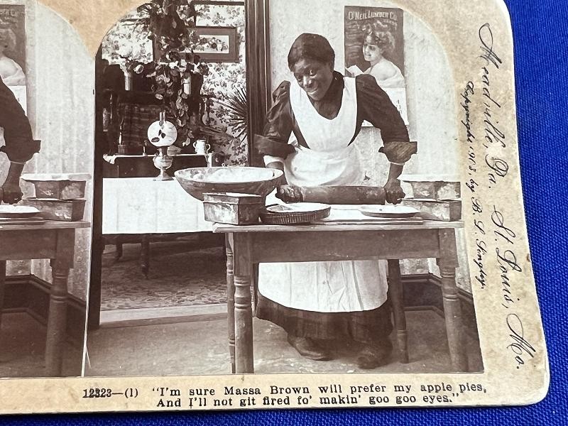 BLACK WOMEN STEREOVIEW CARD PHOTO BAKING APPLE PIES