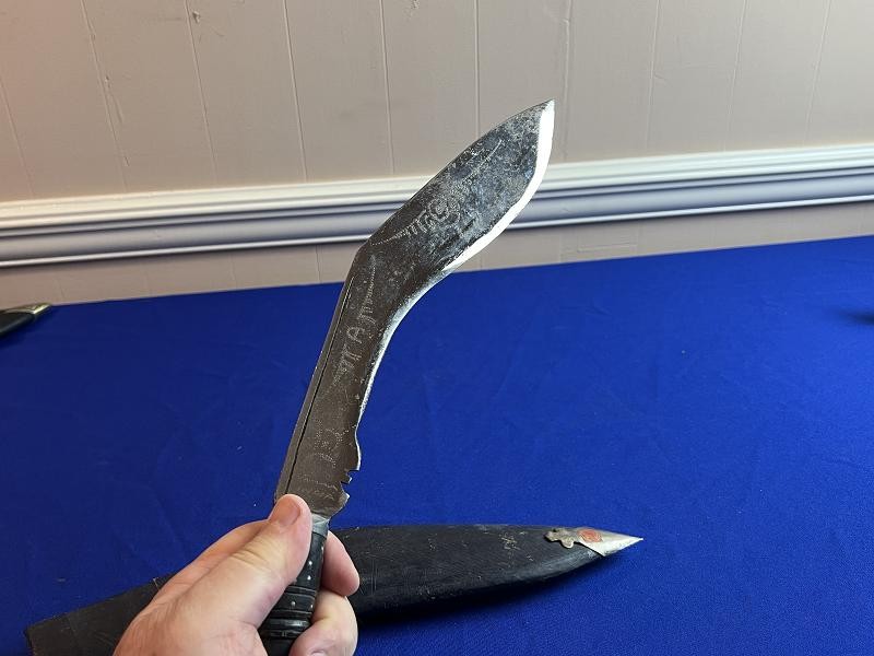 Nepalese Gurkha Long Leaf Kukri Fighting Knife with Scabbard