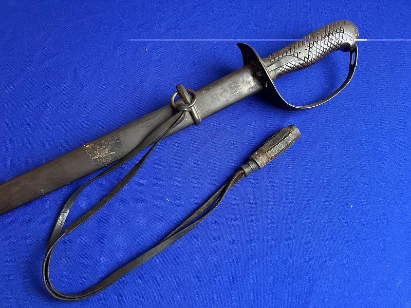 Japanese WW2, Cavalry Otsu Pattern Type 32 Sword + Scabbard
