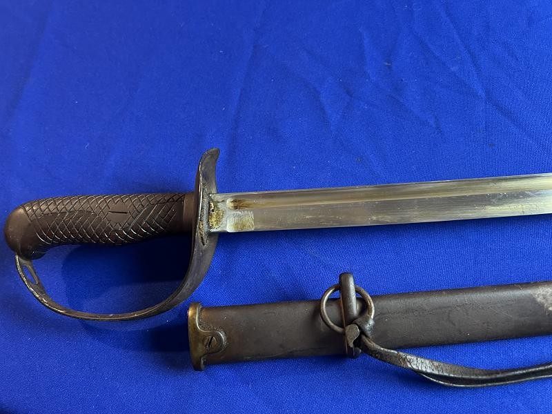 Japanese WW2, Cavalry Otsu Pattern Type 32 Sword + Scabbard