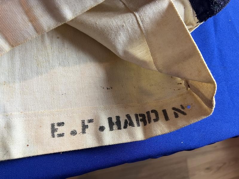 WW2 US NAVY WHITE JUMPER WITH CAP