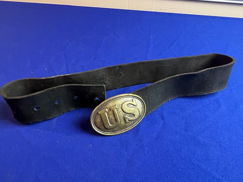 EXTRA NICE CIVIL WAR US BUCKLE ON LEATHER BELT