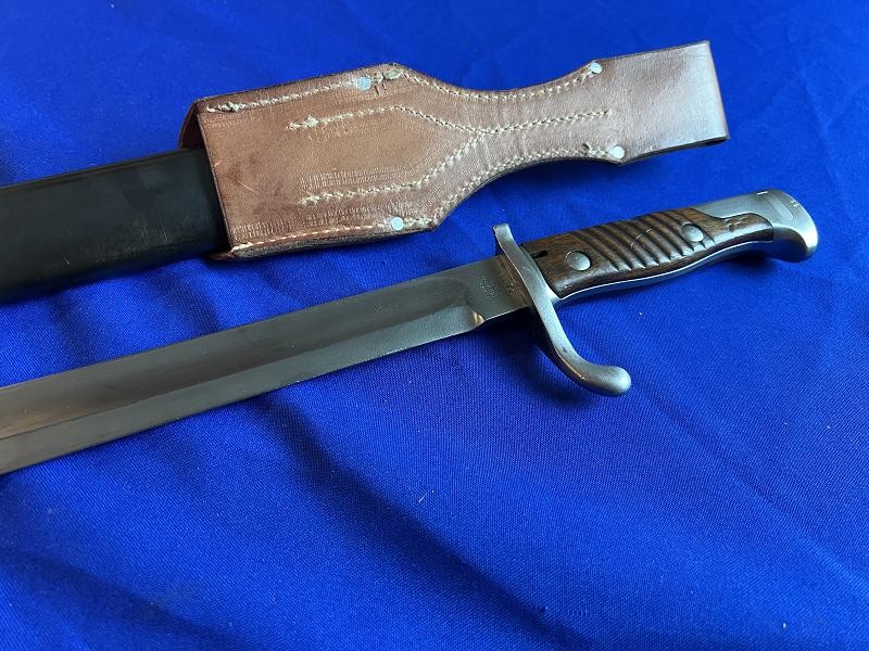 WWI FINE GERMAN S98/05 BUTCHER BAYONET MARKED WKC WITH FROG & SCABBARD