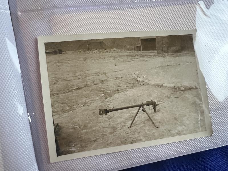 EXCELLENT US WWII & KOREAN WAR ALBUM OF 200 PHOTOS