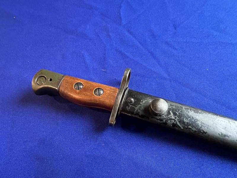 ORIGINAL BRITISH NO.5 MKI JUNGLE CARBINE BAYONET WITH SCABBARD MARKED WSC