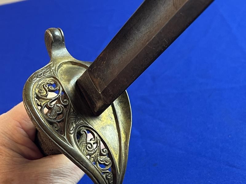 US MODEL 1850 FOOT OFFICER’S SWORD BY HORSTMANN & SONS, PHILADELPHIA
