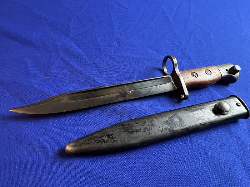 ORIGINAL BRITISH NO.5 MKI JUNGLE CARBINE BAYONET WITH SCABBARD MARKED WSC
